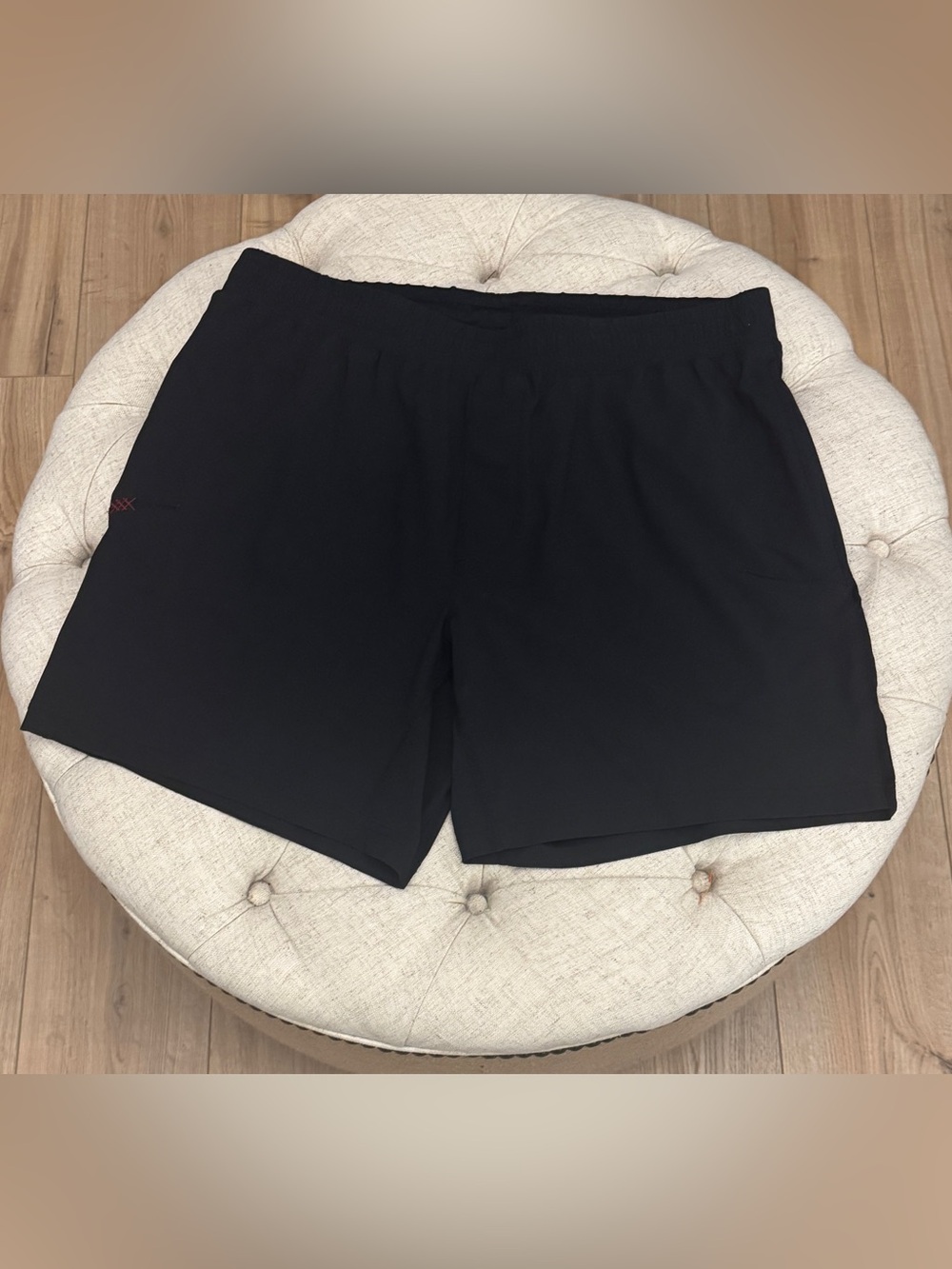 RHONE Athletic Shorts Size XL